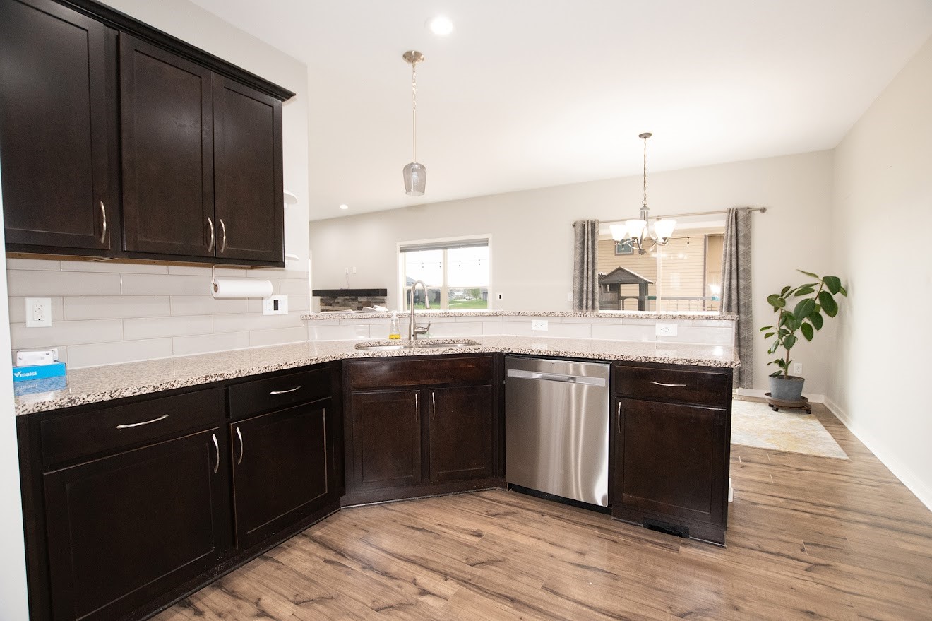2430 SE Willowbrook Drive, Waukee, Iowa image 12