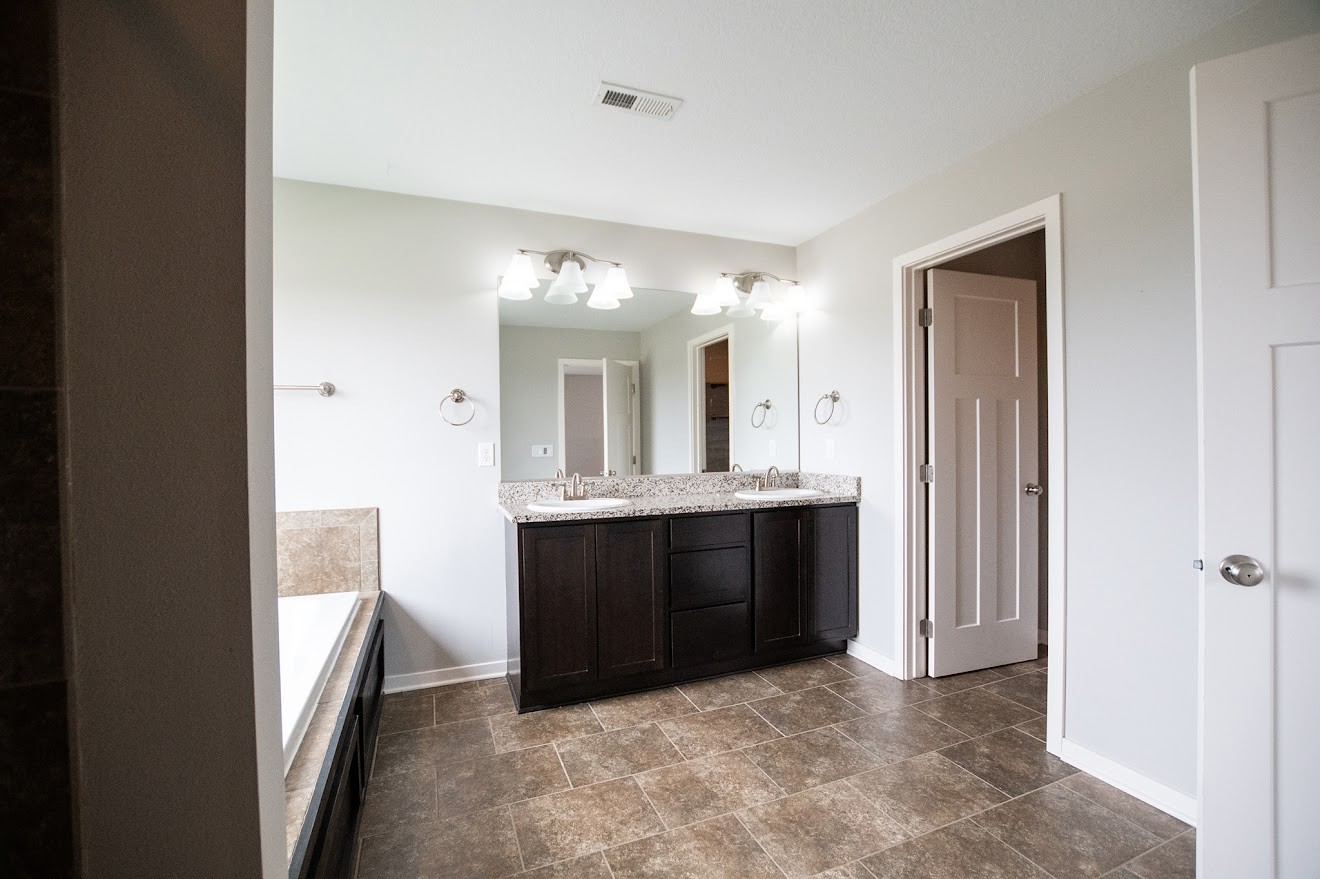 2430 SE Willowbrook Drive, Waukee, Iowa image 24