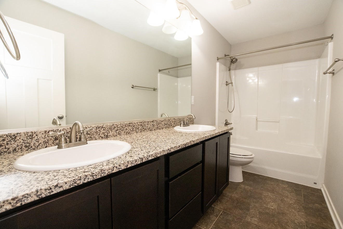 2430 SE Willowbrook Drive, Waukee, Iowa image 28