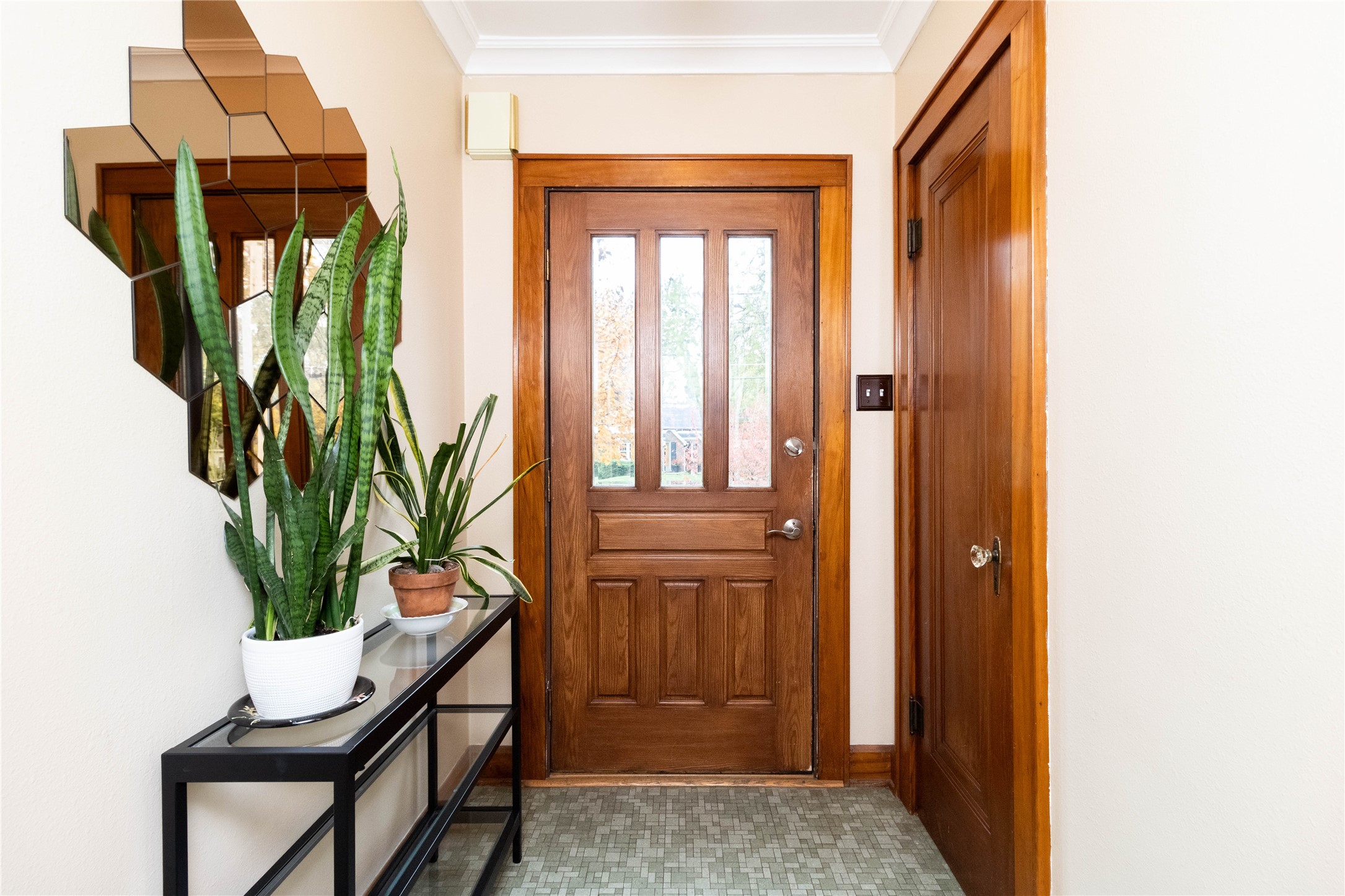 4327 Sheridan Avenue