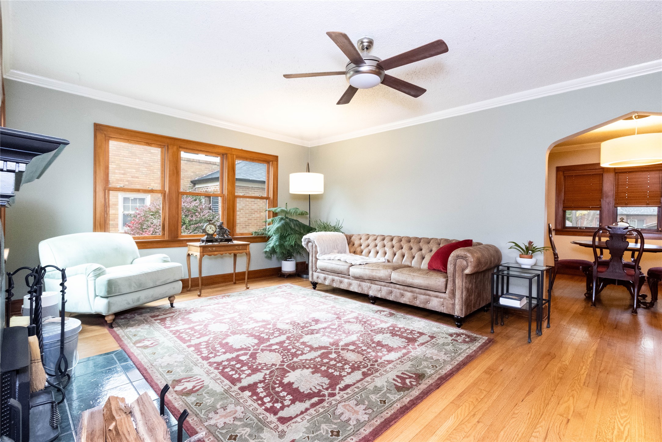 4327 Sheridan Avenue