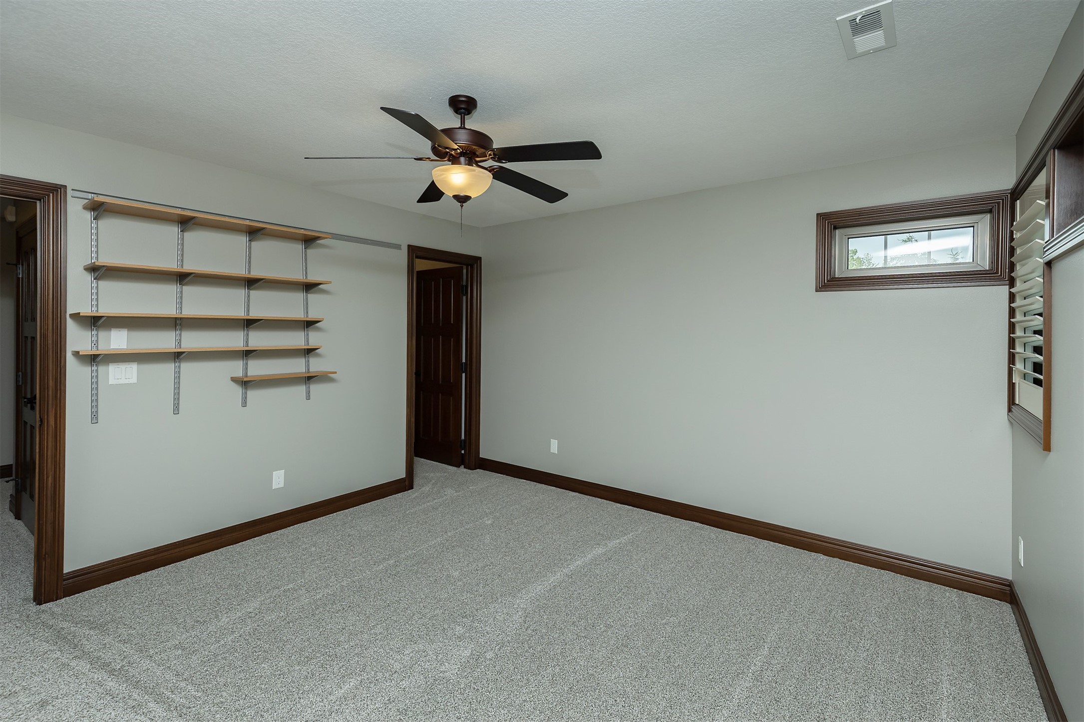 13303 Douglas Parkway, Urbandale, Iowa image 18