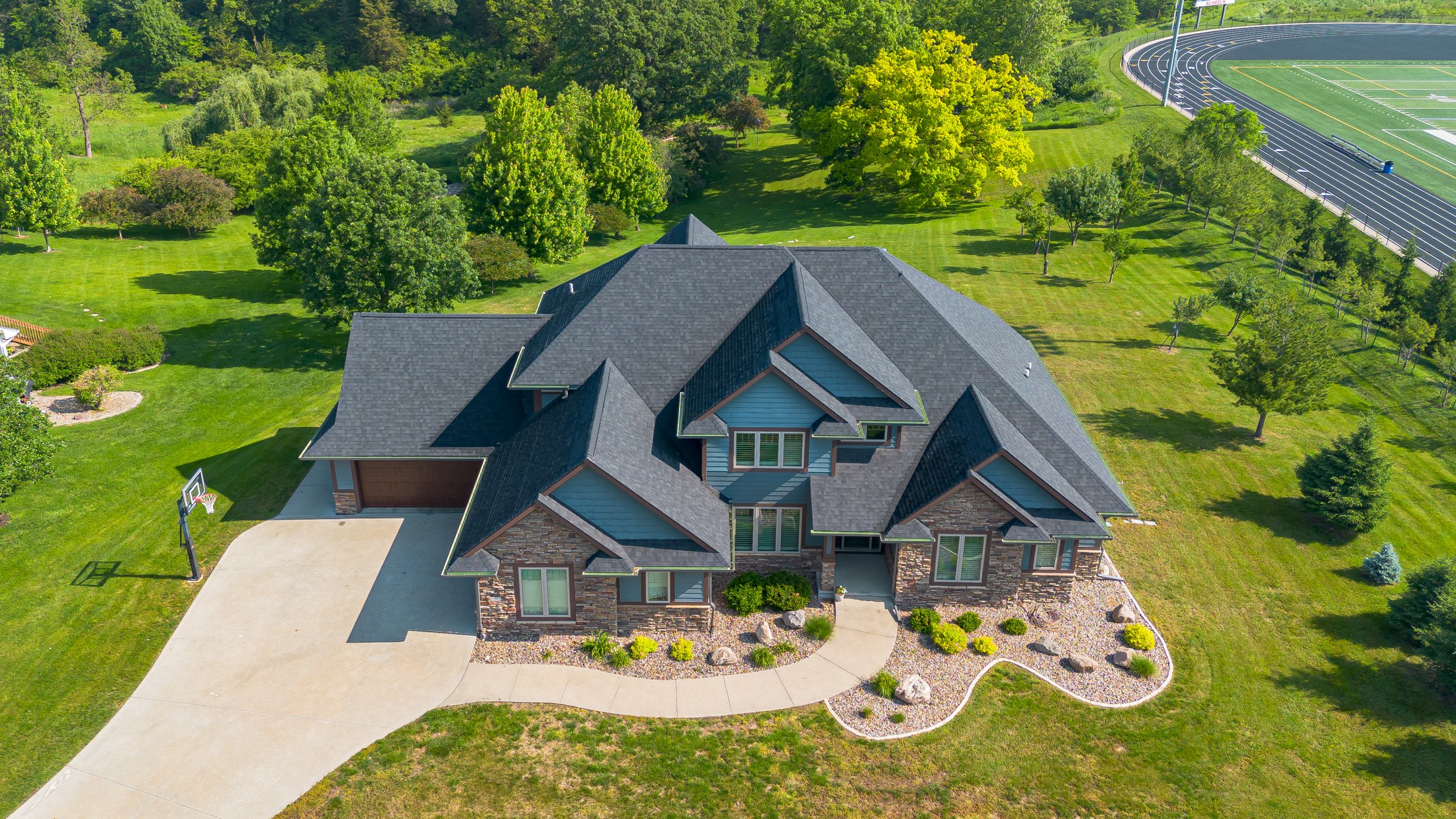 13303 Douglas Parkway, Urbandale, Iowa image 30