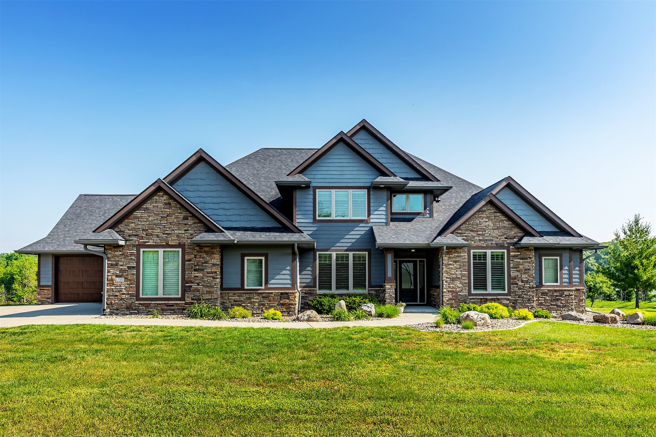 13303 Douglas Parkway, Urbandale, Iowa image 35