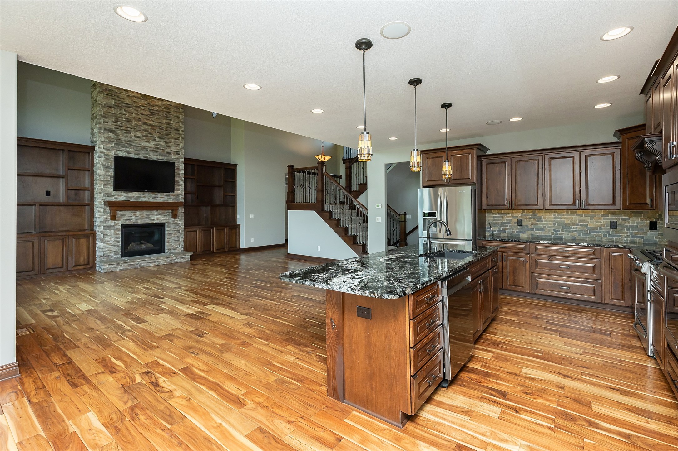 13303 Douglas Parkway, Urbandale, Iowa image 10