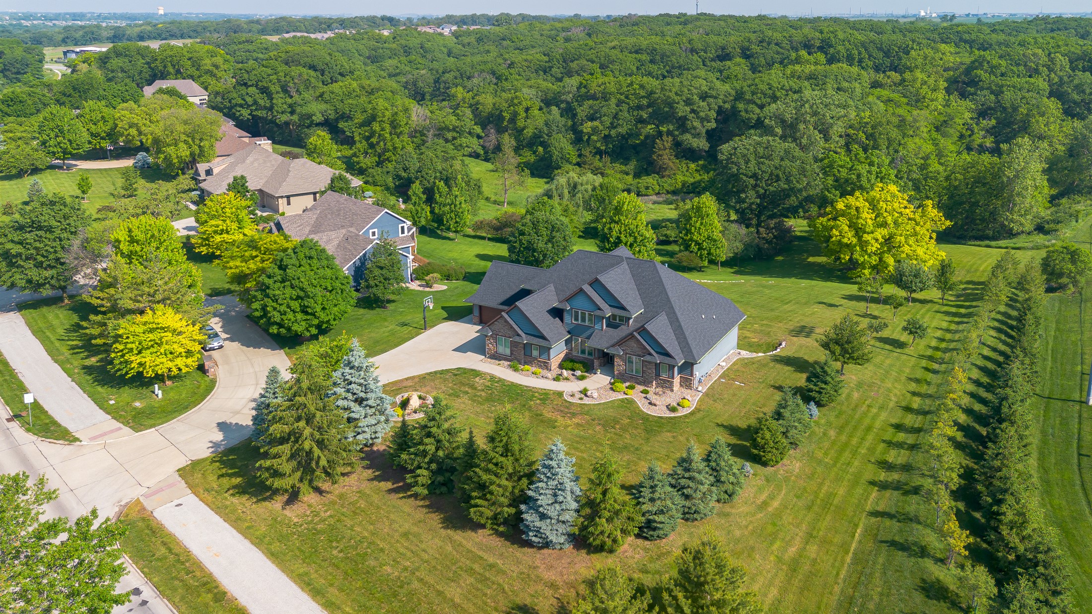 13303 Douglas Parkway, Urbandale, Iowa image 31
