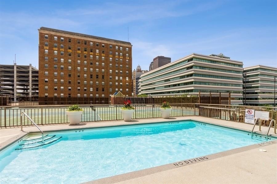 300 Walnut Street 1509