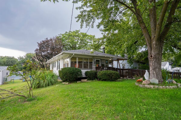 1518 E 32ND ST, DES MOINES, IA 50317 - Image 2b718bfd47df32b1e677e2cfa011c265/511249330