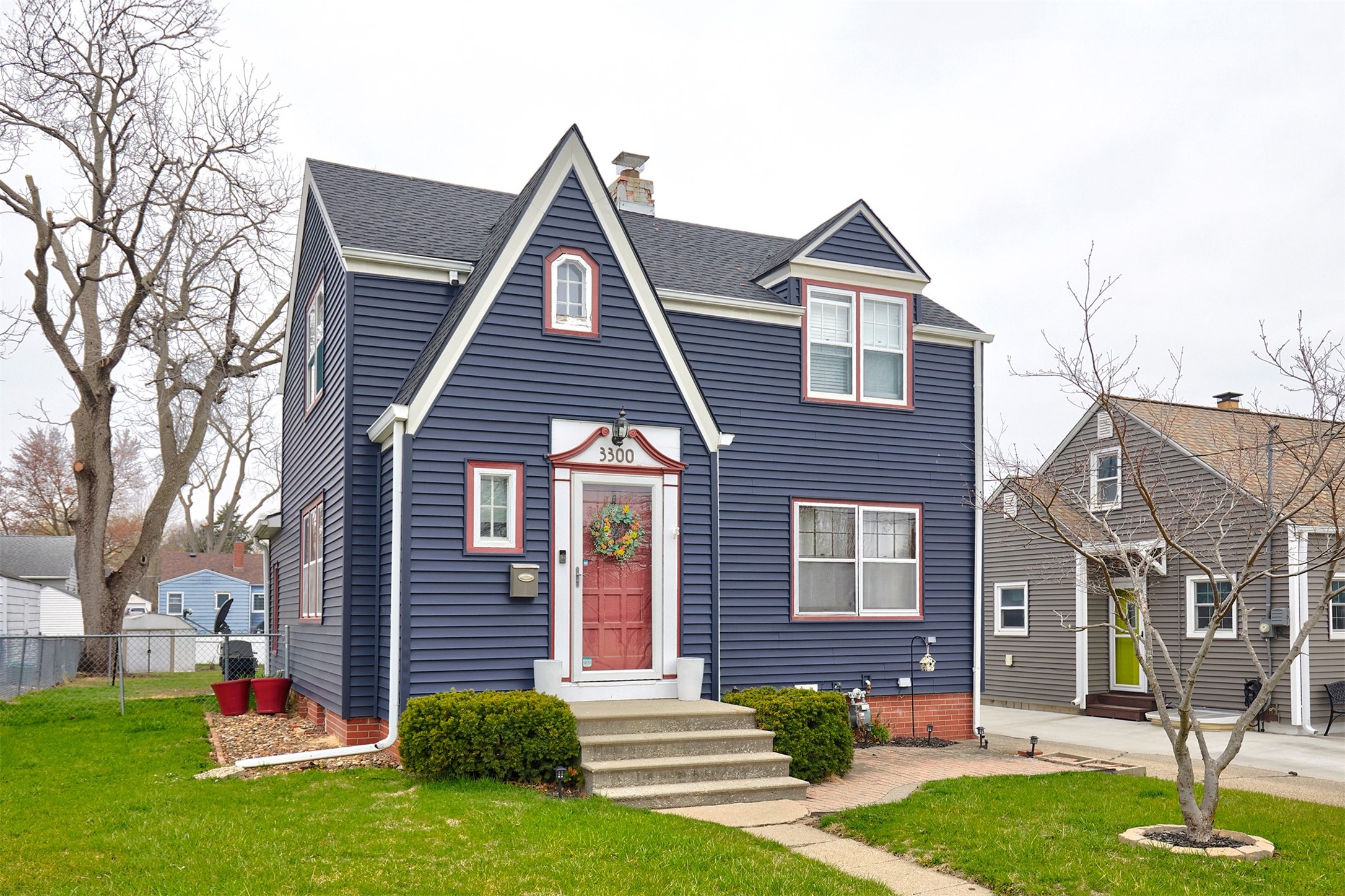 3300 E 12th Street, Des Moines, Iowa image 1