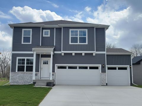 Apartment For Sale - 133 8th Avenue<br/> Altoona, IA 50009
