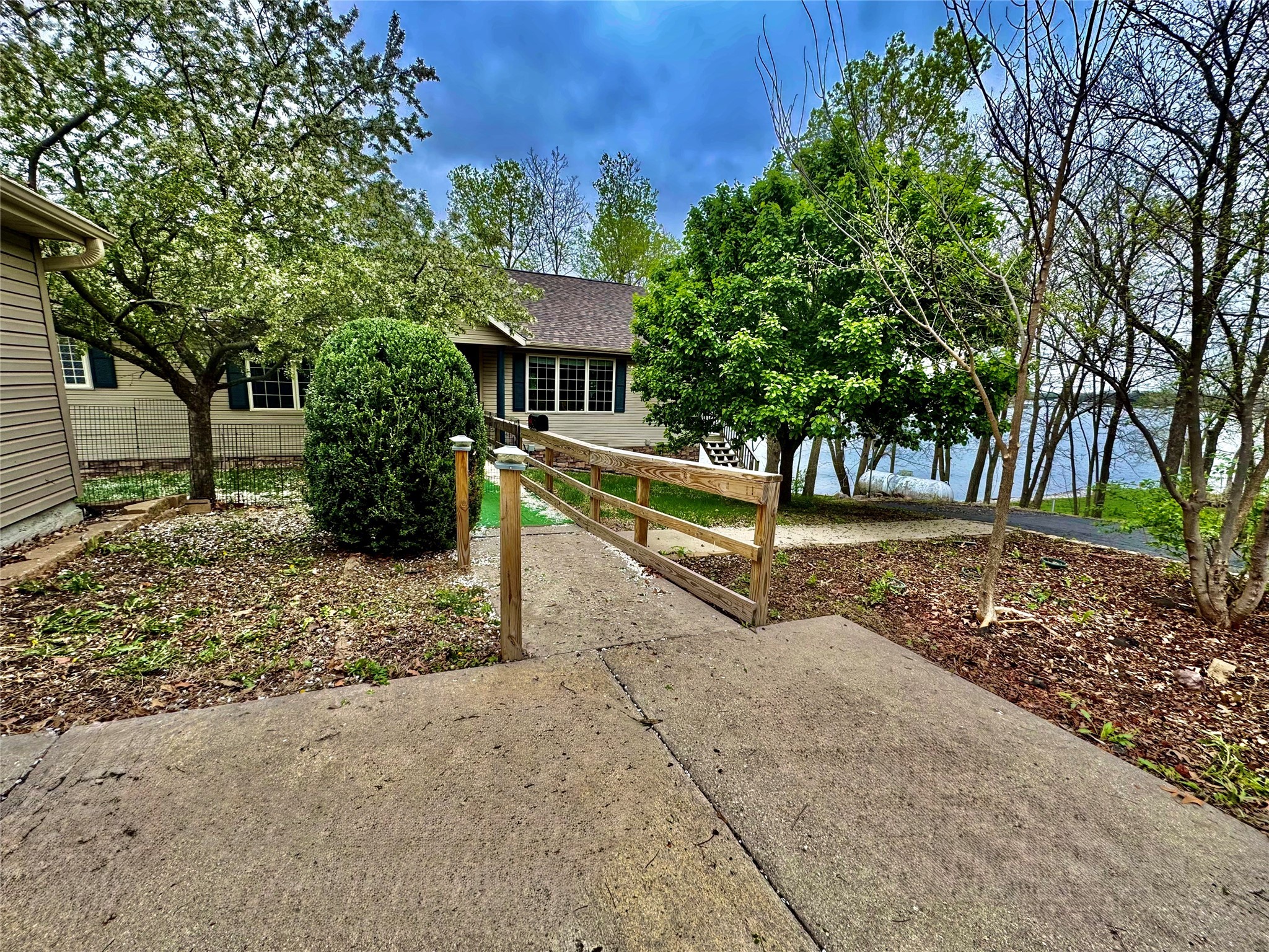 3078 Southshore Drive, Ellston, Iowa image 3