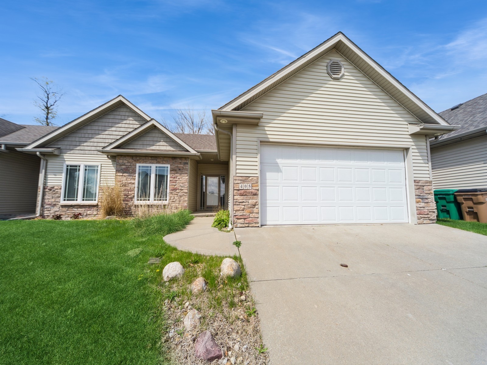 405 Aspen Drive, Norwalk, Iowa image 3