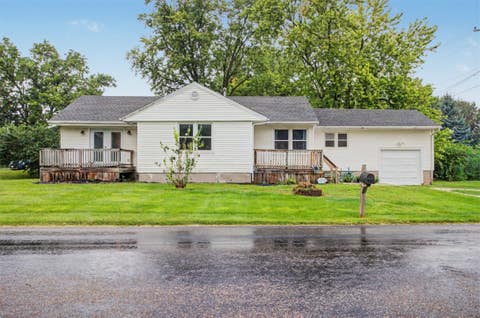 Homes For Sale - 618 South Street<br/> Colo, IA 50056