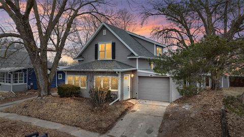 714 W 4th Street N Newton IA 50208