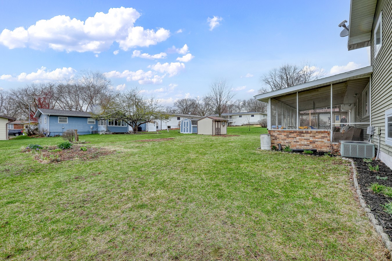 409 Farmer Street, Pella, Iowa image 3