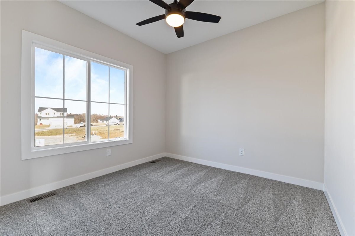 1902 16th Circle, Altoona, Iowa image 11