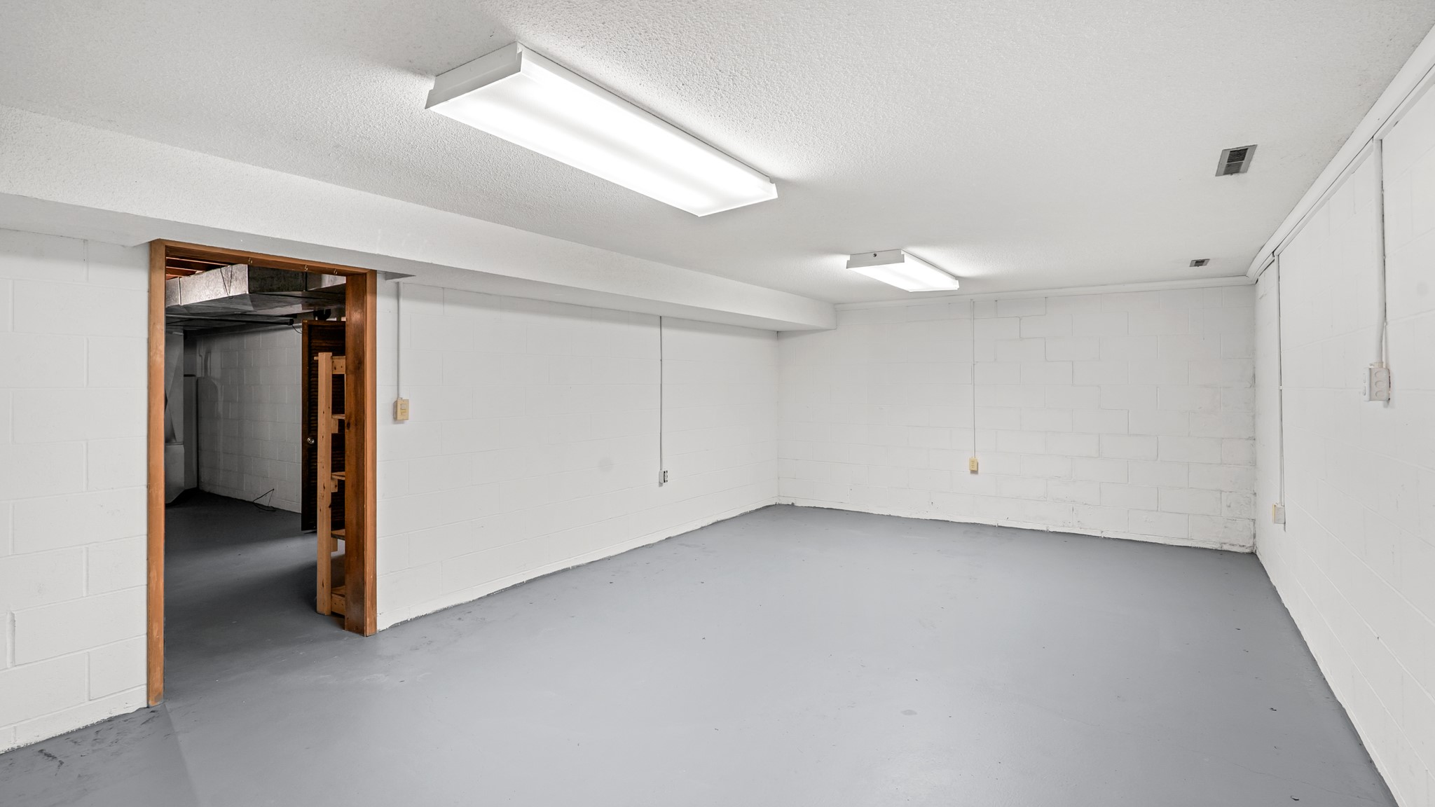 636 47th Street, West Des Moines, Iowa image 30