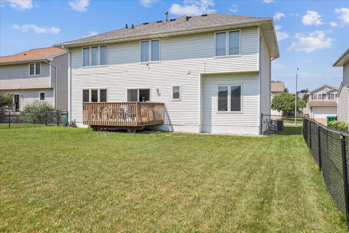 5417 NW 92nd Street, Johnston, Iowa image 7