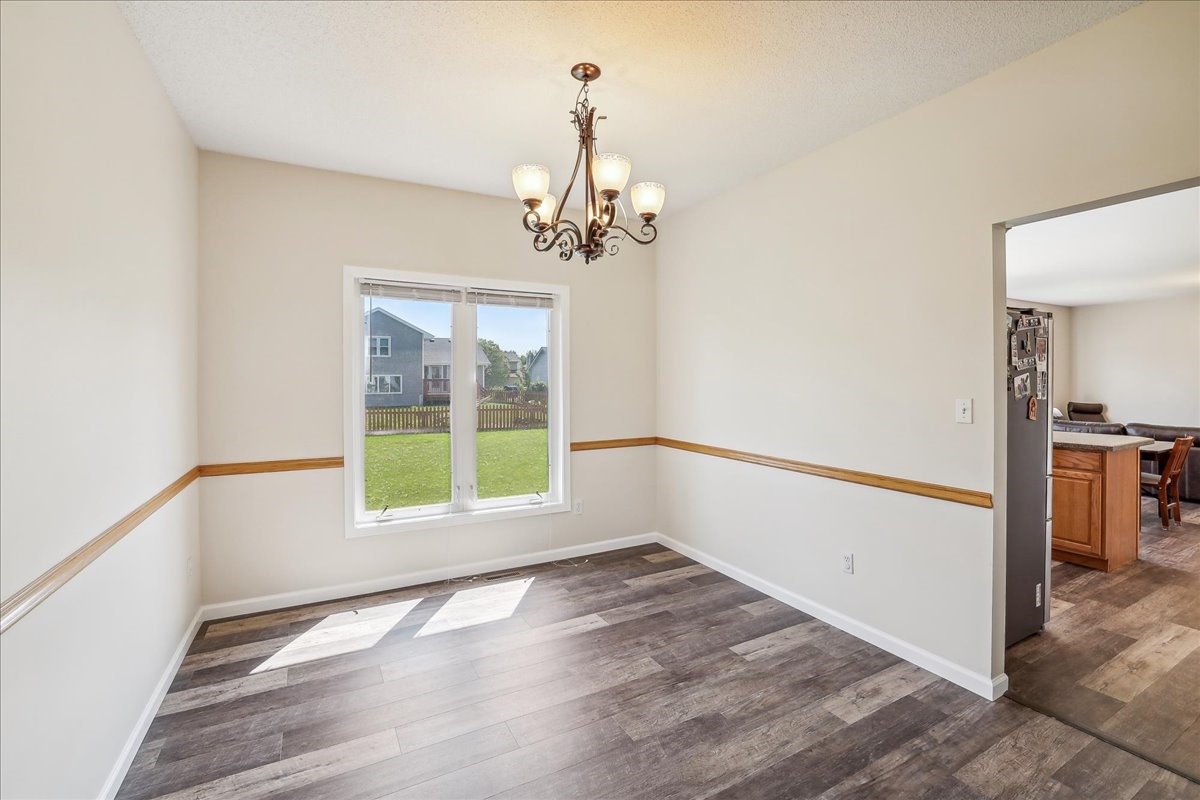 5417 NW 92nd Street, Johnston, Iowa image 8