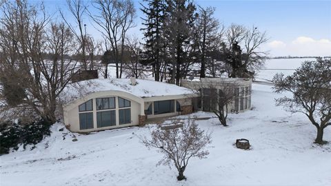 14501 K Avenue Perry IA 50220