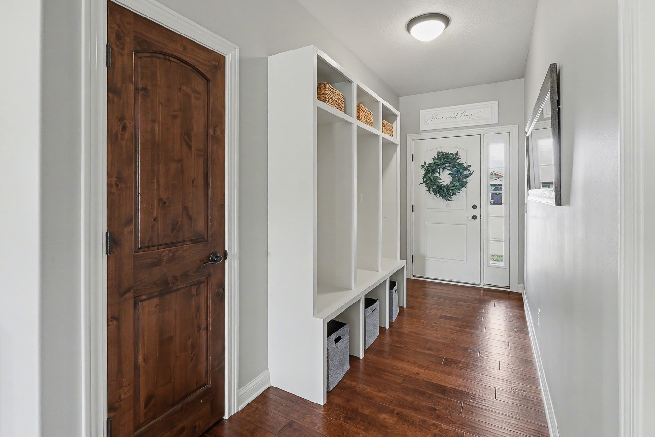 1007 Lakeview Drive