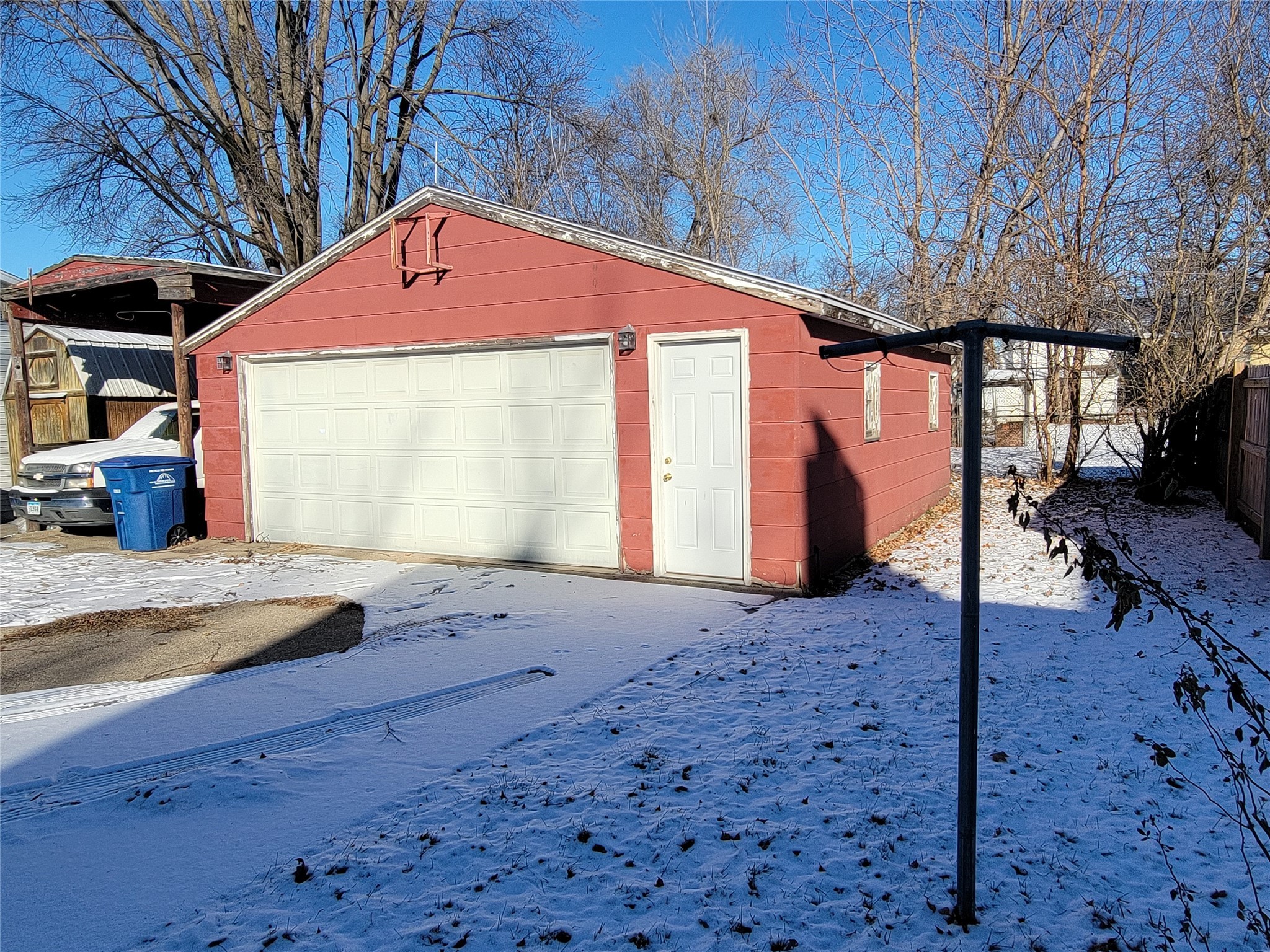 1412 Milton Avenue, Des Moines, Iowa image 3