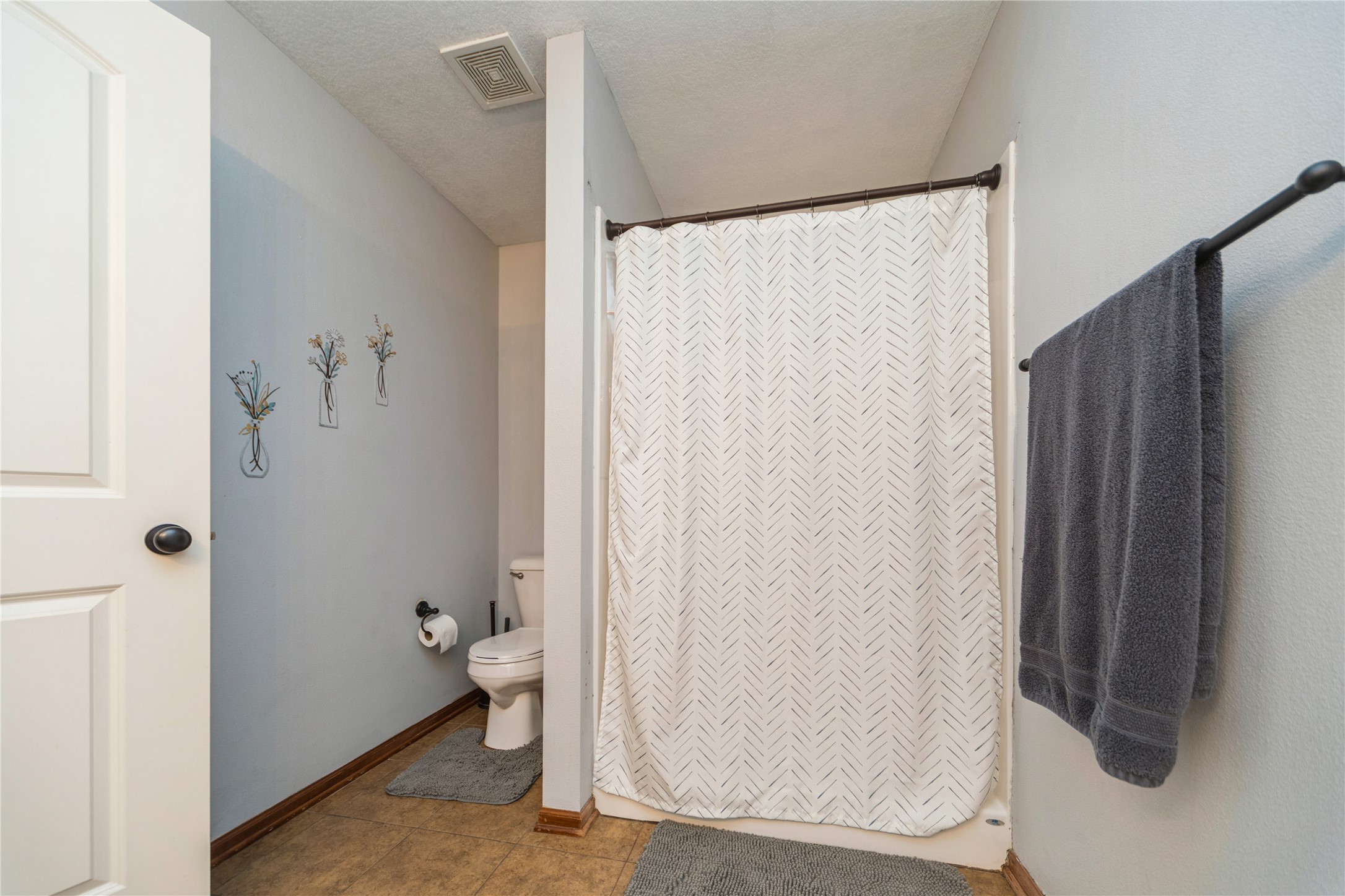16201 Monroe Court, Urbandale, Iowa image 10