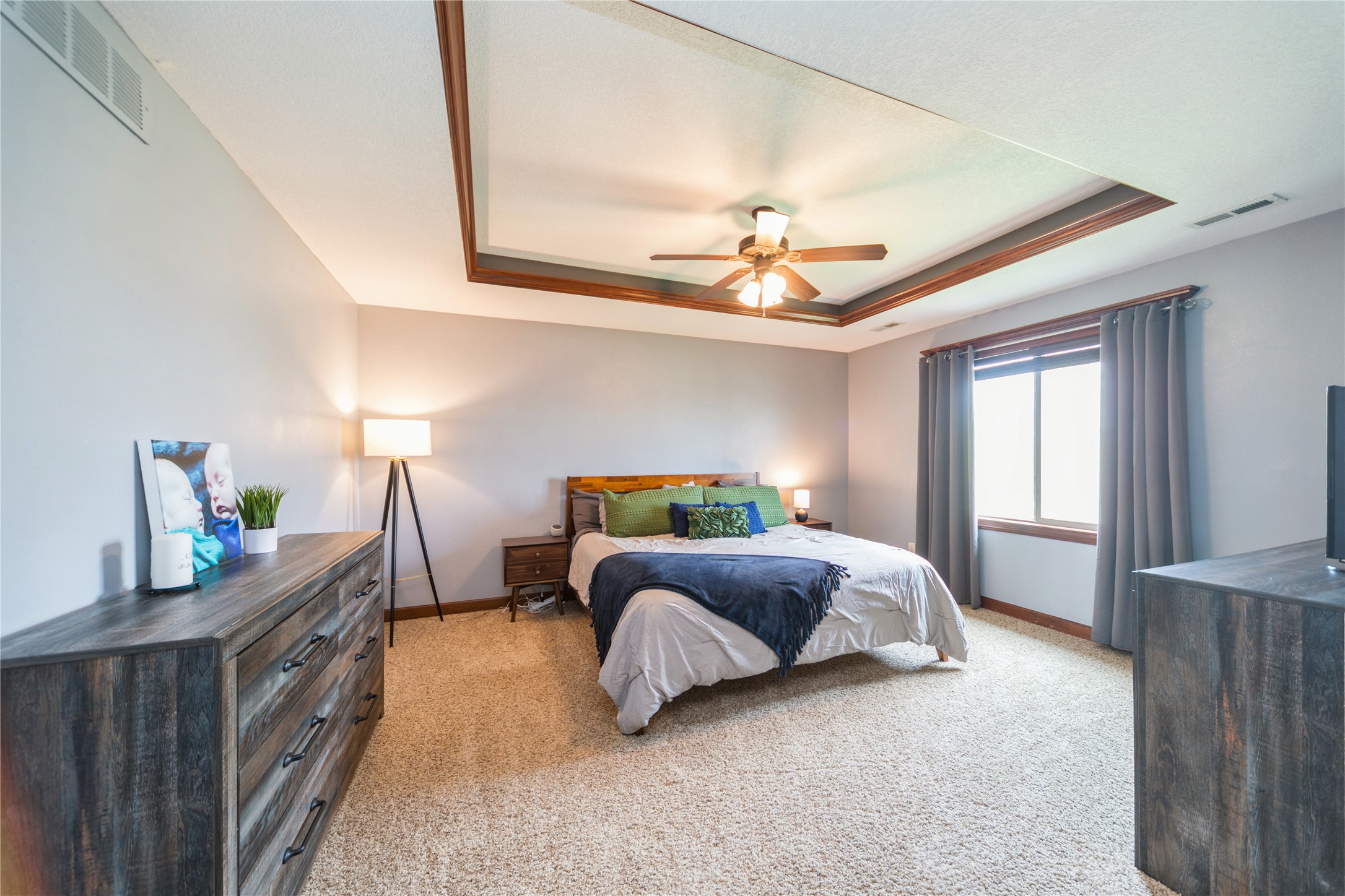 16201 Monroe Court, Urbandale, Iowa image 8