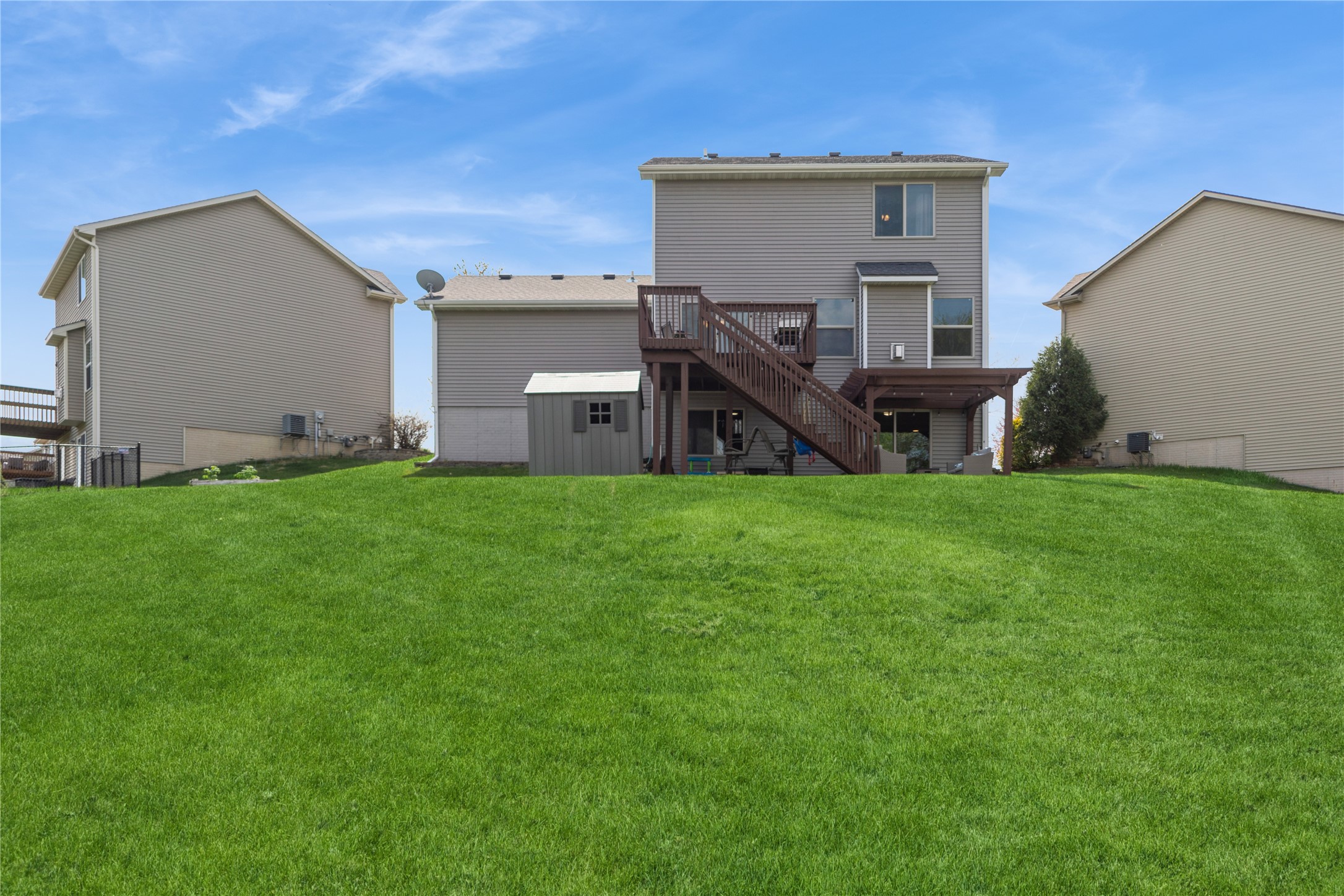 16201 Monroe Court, Urbandale, Iowa image 20