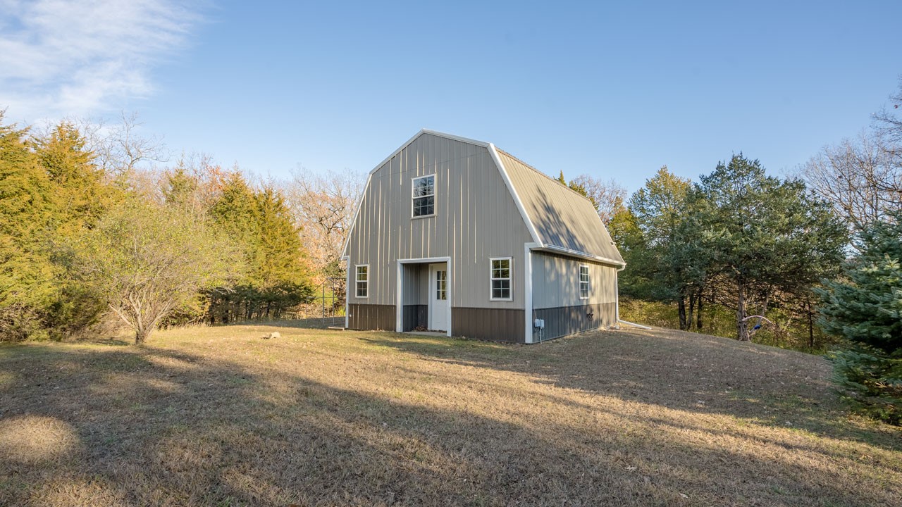 17076 Mourning Dove Drive, Earlham, Iowa image 32