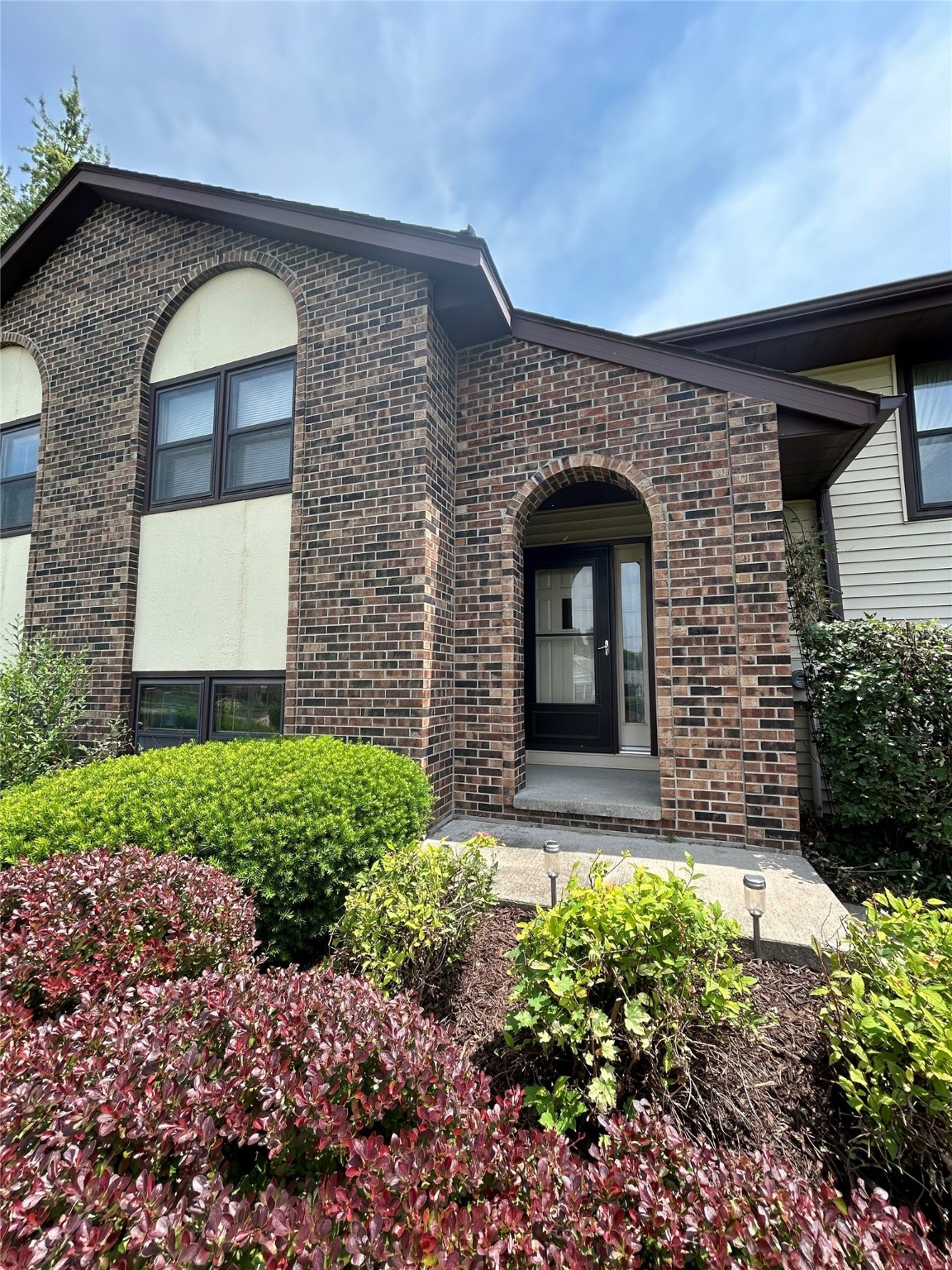 324 E 14th Street, Newton, Iowa image 3