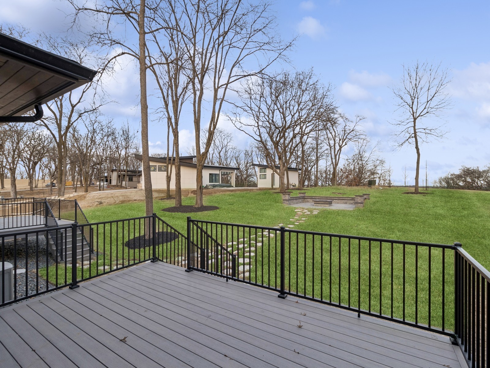 1576 S Stonewood Drive, West Des Moines, Iowa image 29