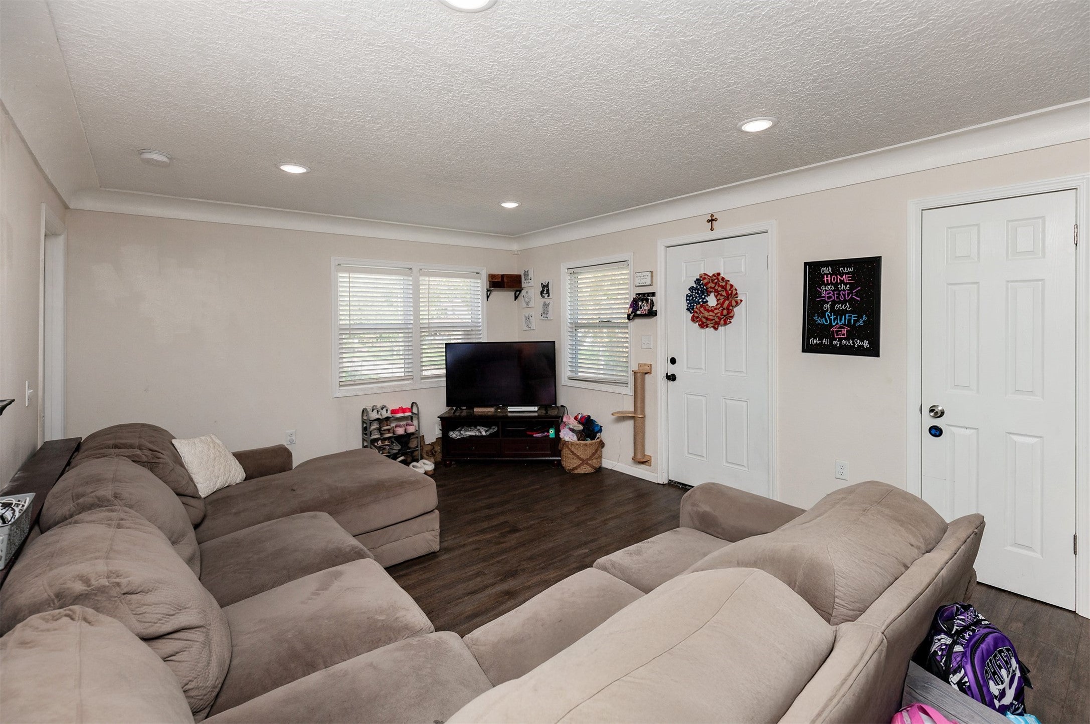 306 E 17th Street