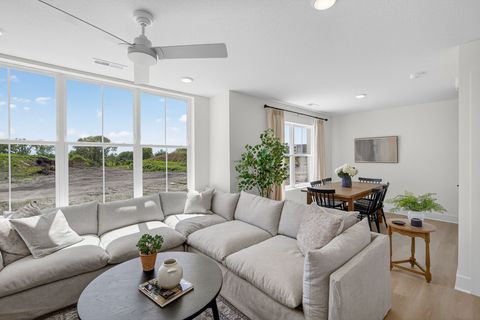 Condo For Sale - 1455 SE Superior Lane<br/> Waukee, IA 50263