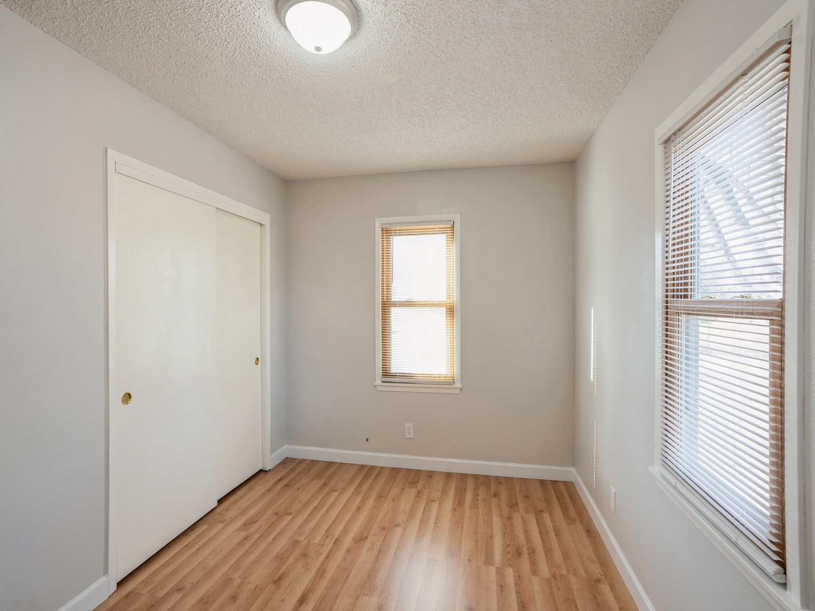 2115 NE 45th Court, Des Moines, Iowa image 13