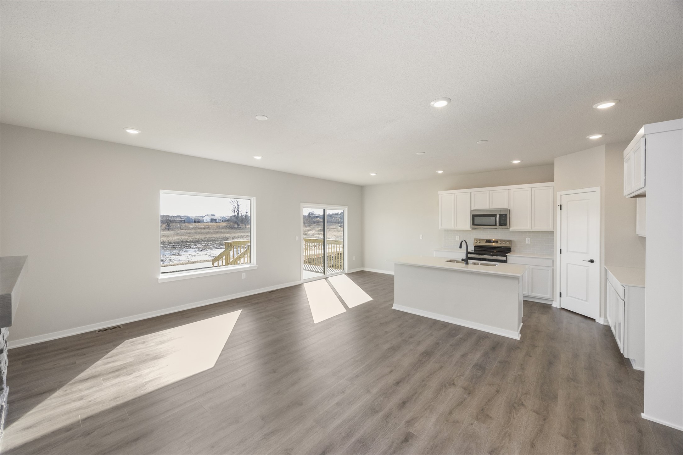 9544 NW 82nd Avenue, Johnston, Iowa image 3