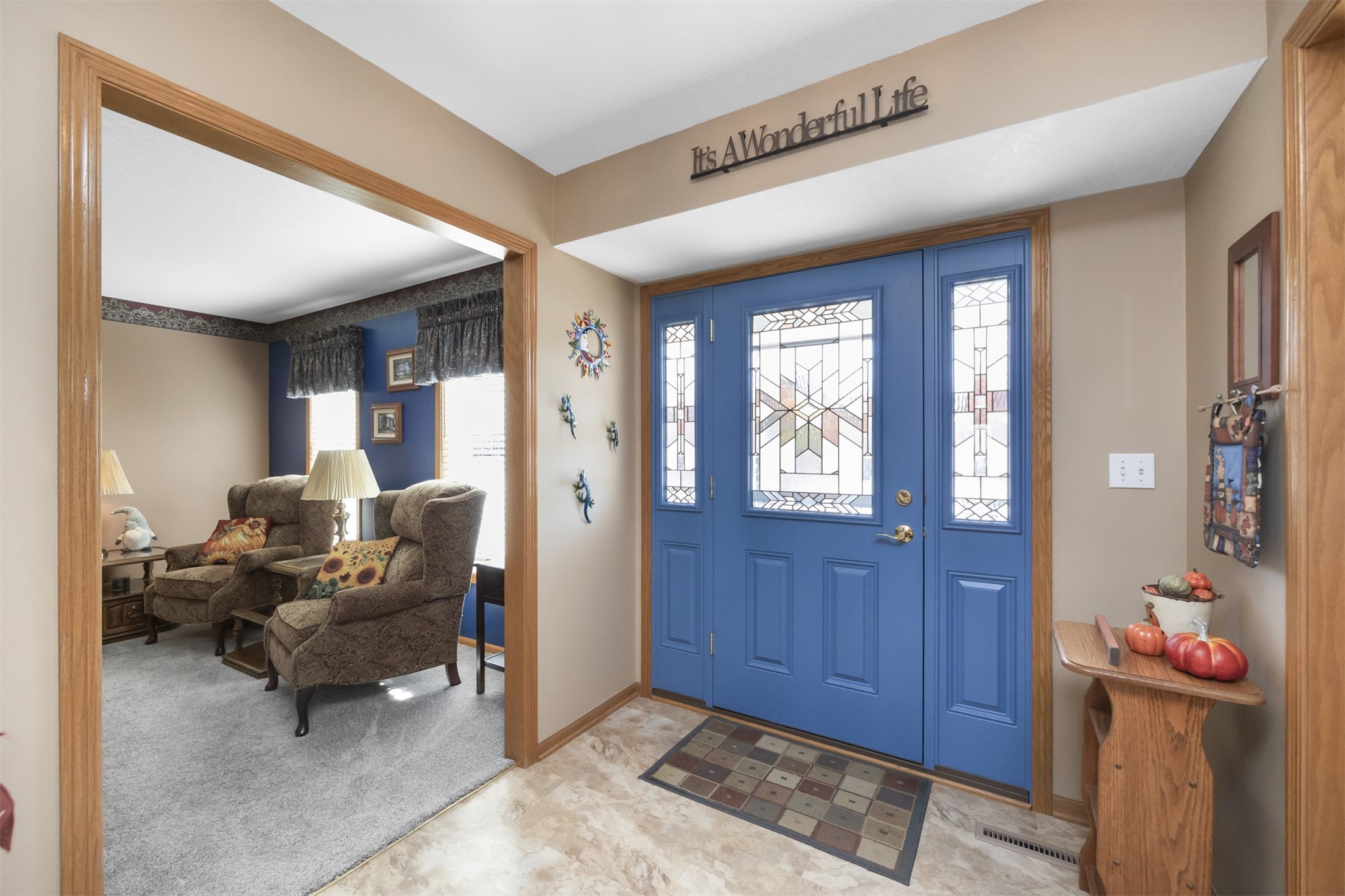 5909 Brookview Drive, West Des Moines, Iowa image 5