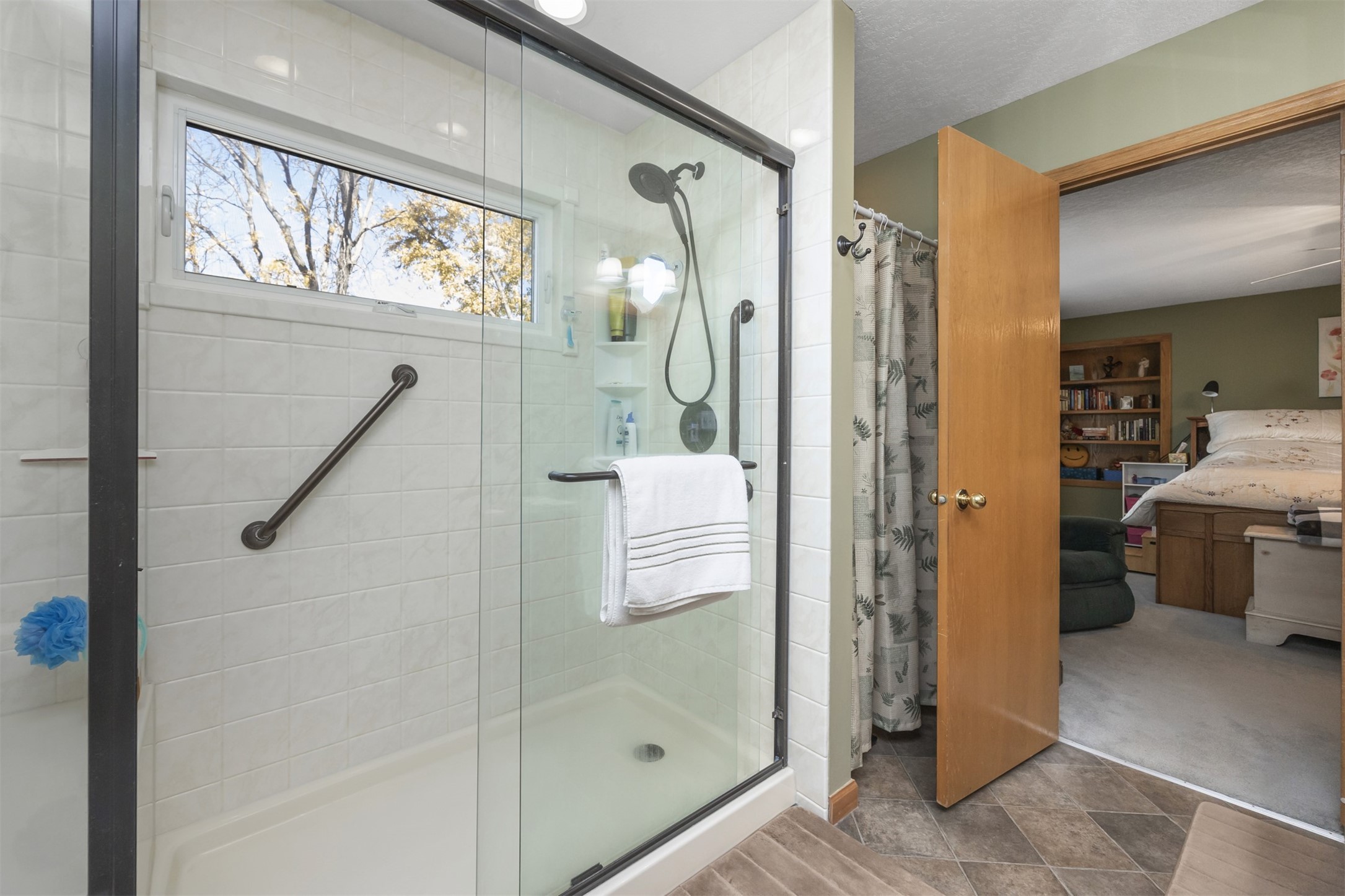5909 Brookview Drive, West Des Moines, Iowa image 25