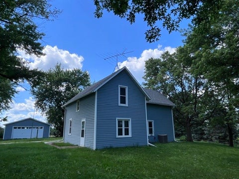 Homes For Sale - 1495 Hogback Bridge<br/> Madison County, Earlham, IA 50072