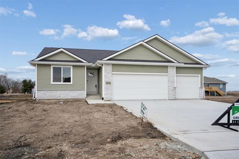 Homes For Sale - 2412 Spruce Street<br/> Granger, IA 50109