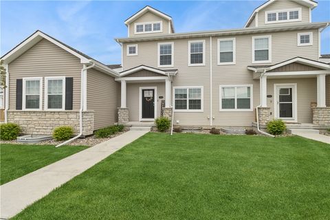 Condominium in Waukee IA 1944 Warrior Lane.jpg