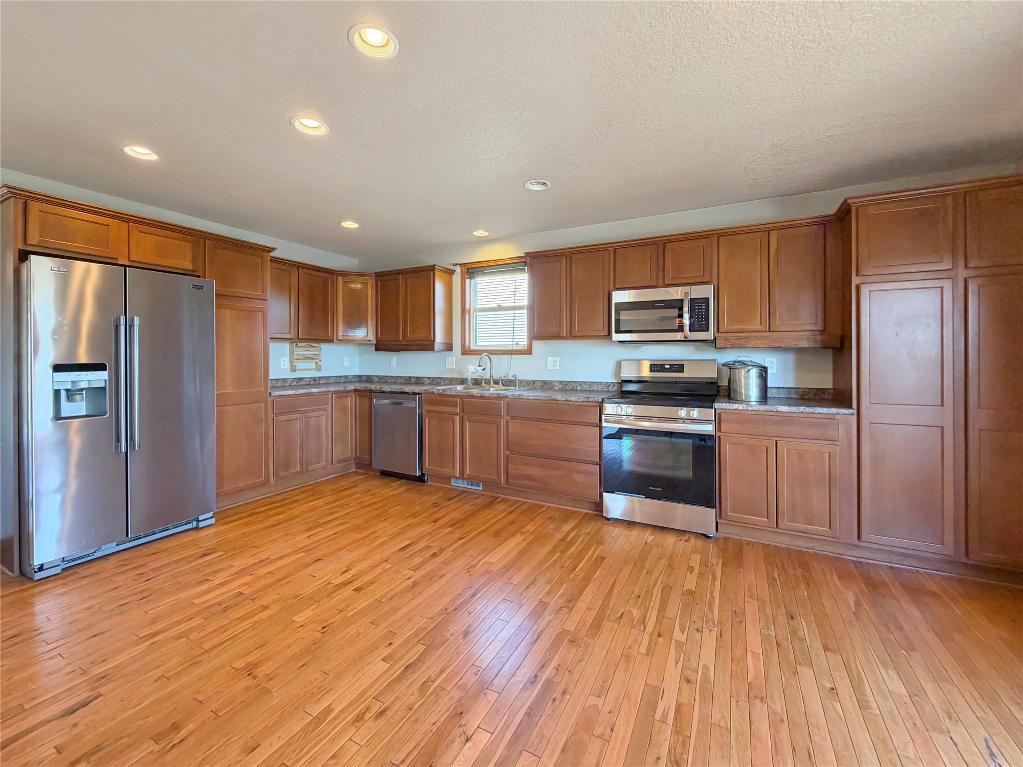 928 SW Springfield Drive