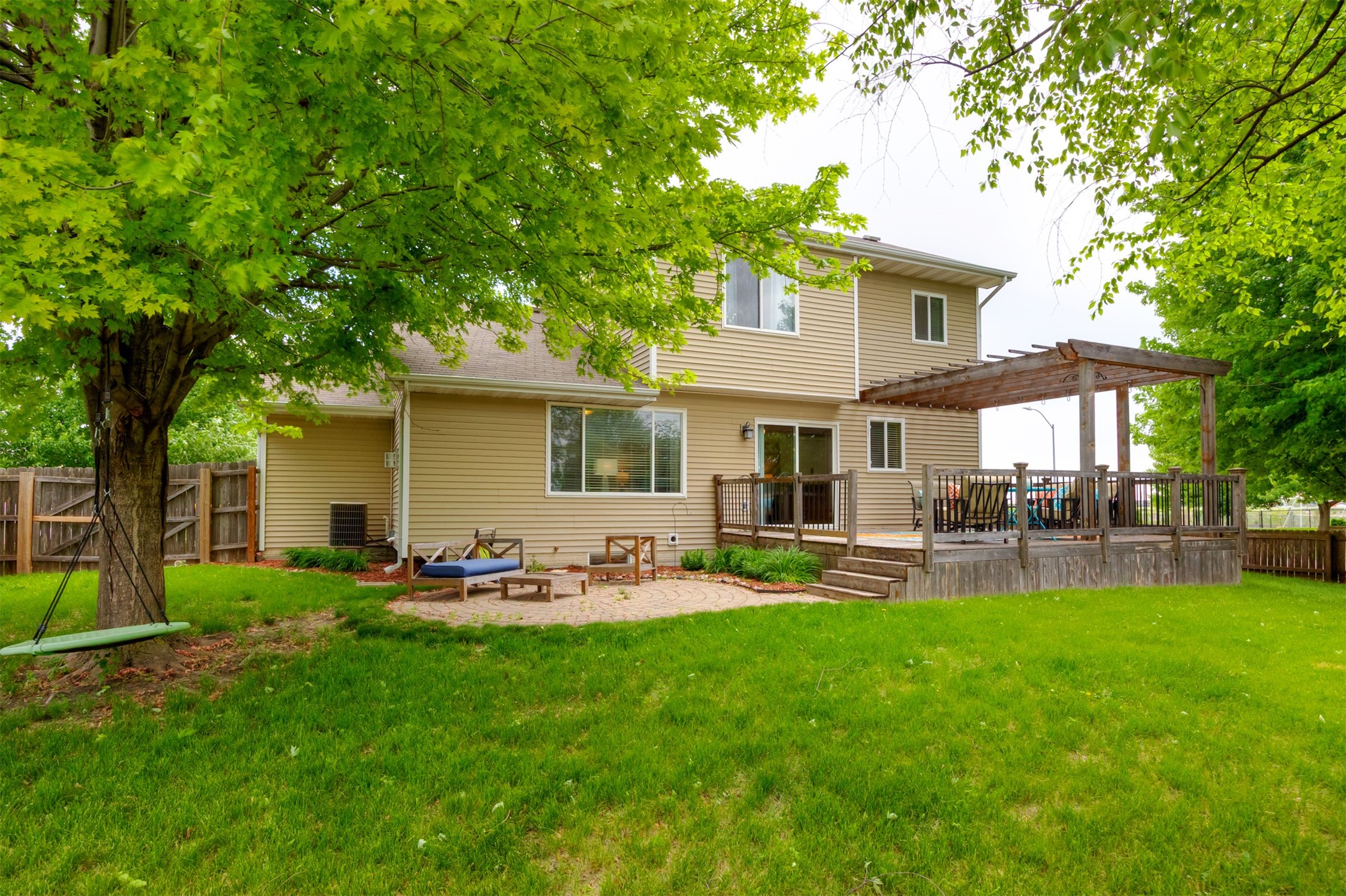 800 SE Parker Drive, Waukee, Iowa image 4