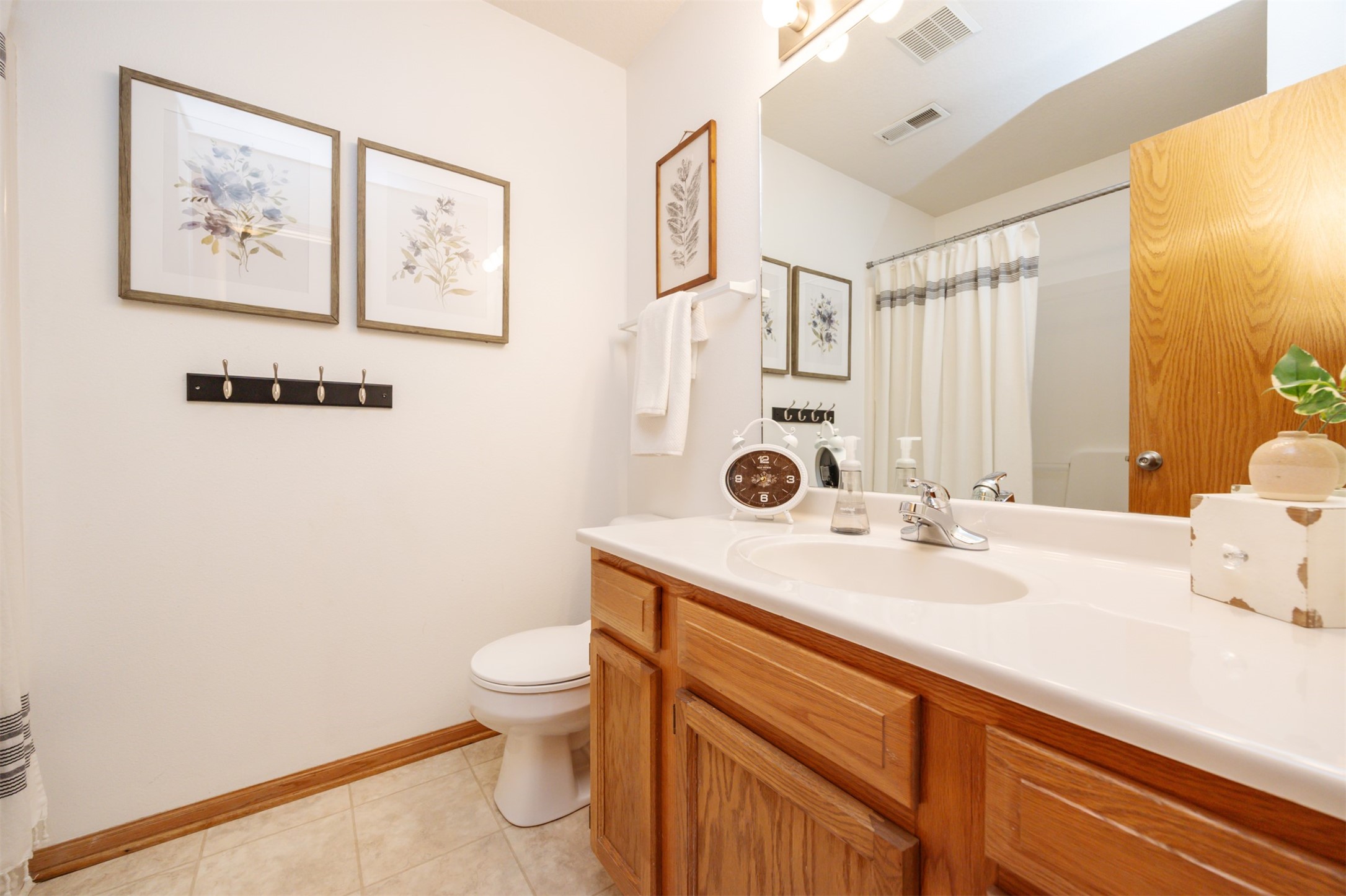 800 SE Parker Drive, Waukee, Iowa image 28