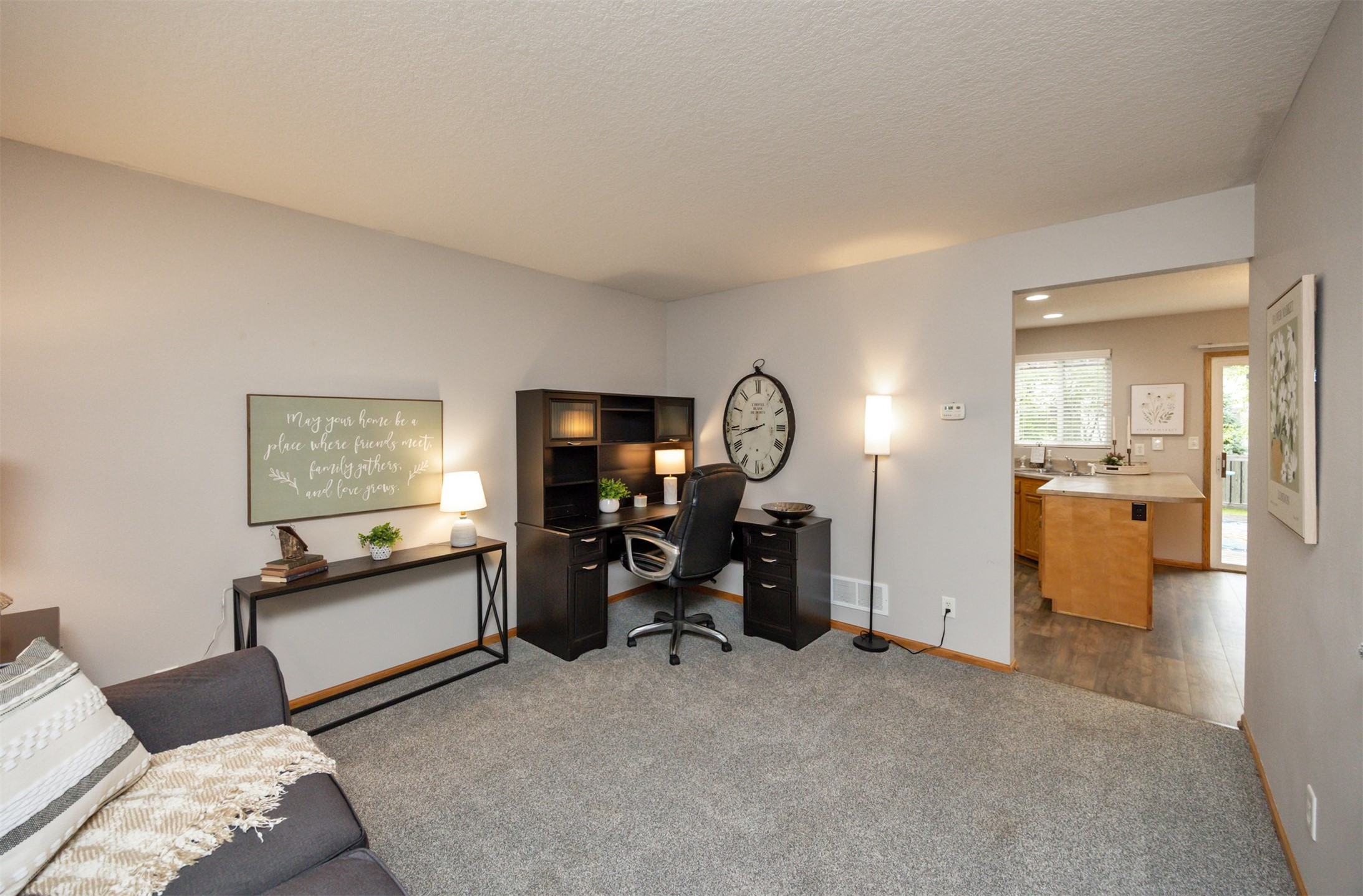 800 SE Parker Drive, Waukee, Iowa image 9