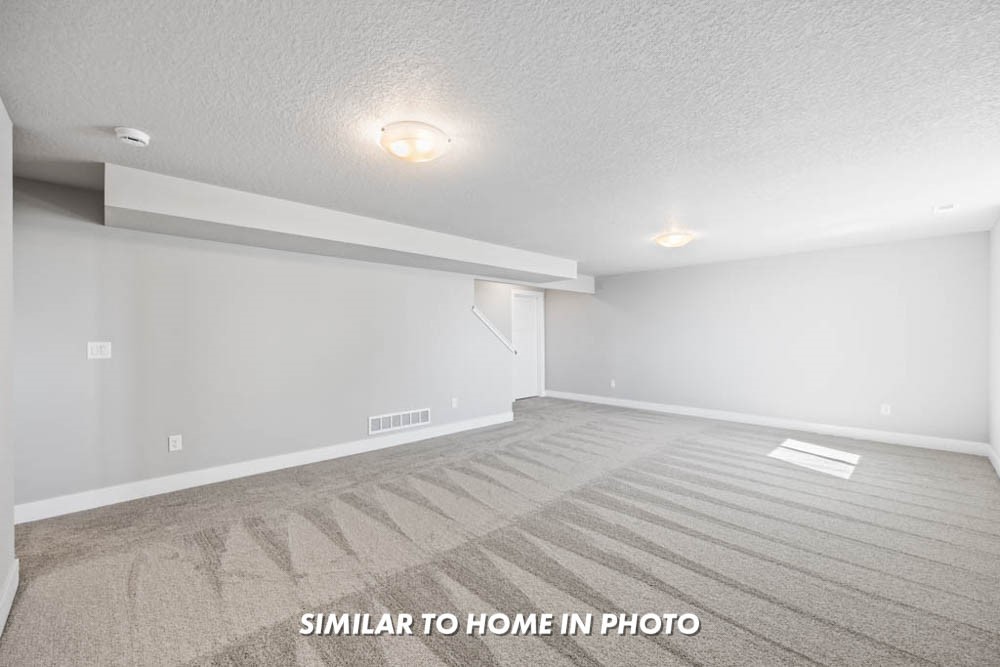 14204 Northpark Drive, Urbandale, Iowa image 24