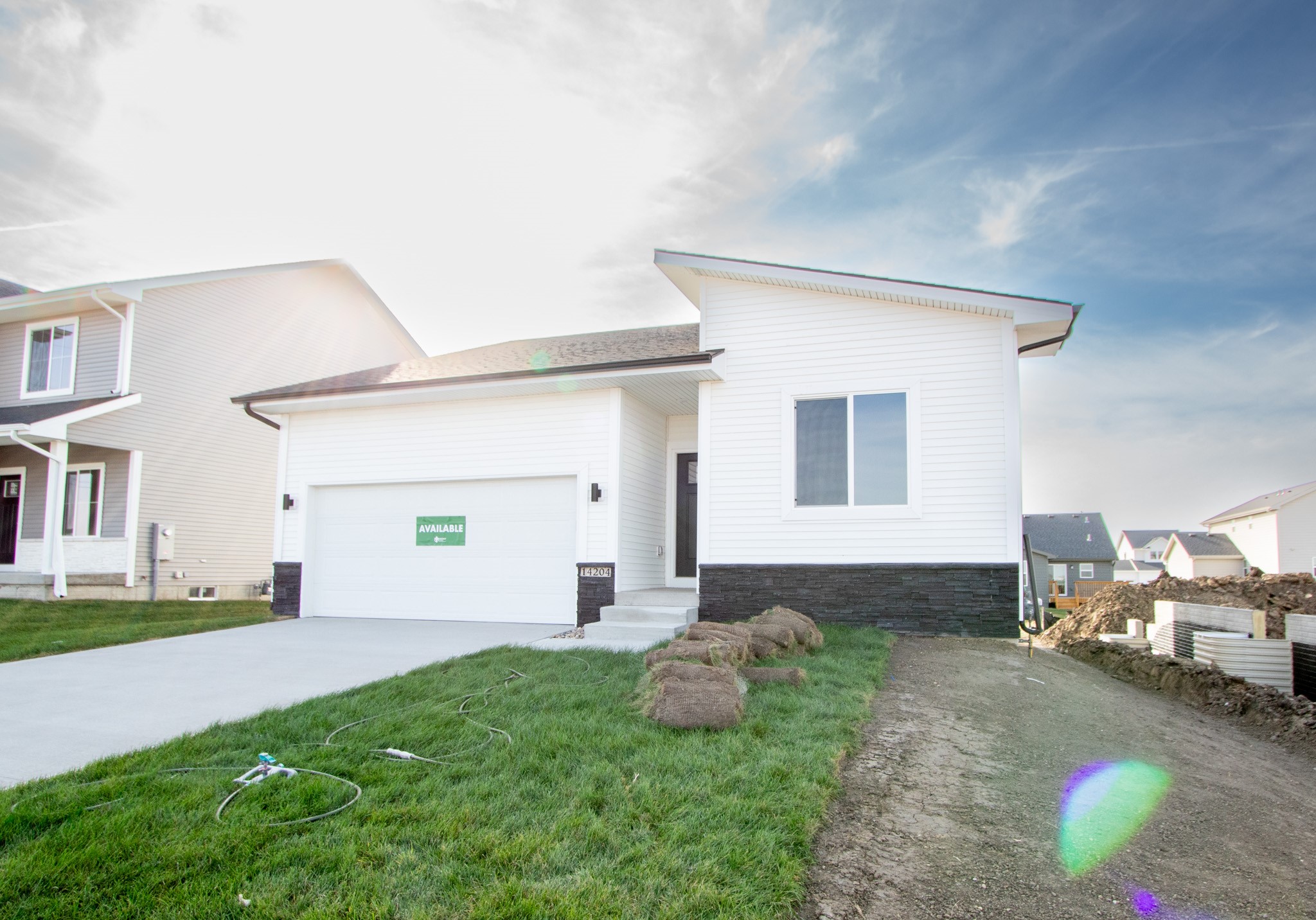14204 Northpark Drive, Urbandale, Iowa image 2