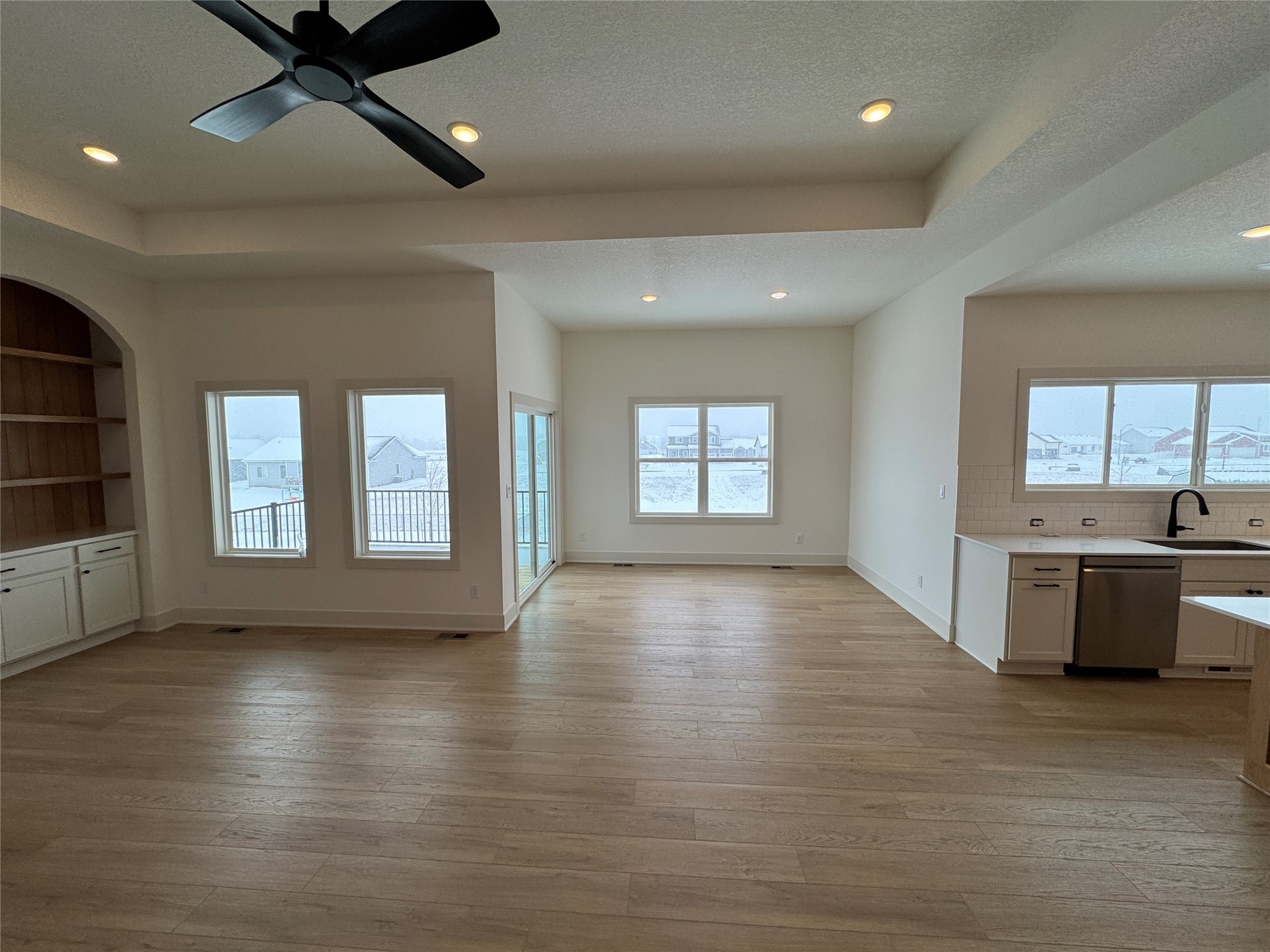 528 W Centennial Drive, Huxley, Iowa image 9