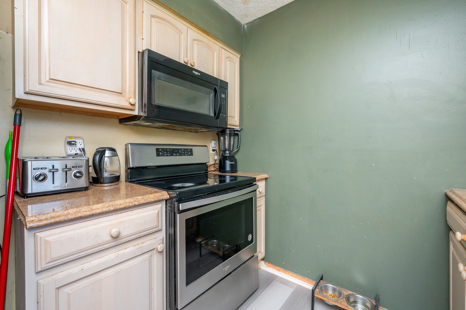 102 Wall Avenue, Des Moines, Iowa image 10