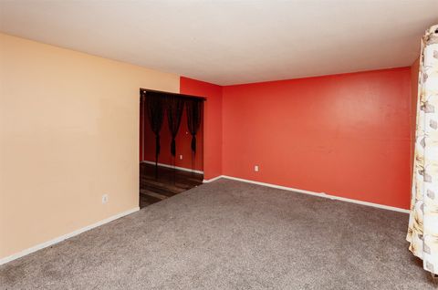 4101 Leyden Avenue Des Moines IA 50317